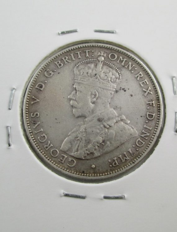 1932 Florin. 6 clear Pearls!