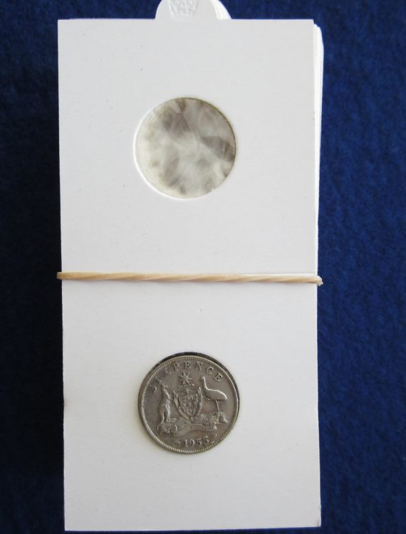 Coin holder for the sixpence. Packet of 50